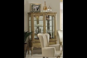 VITRINA CU 2 USI DIM 107*45*188 CM