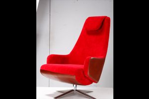 RED ARMCHAIR